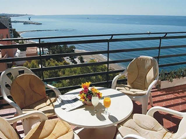 Apartamentos Mediterraneo Nerja Kültér fotó