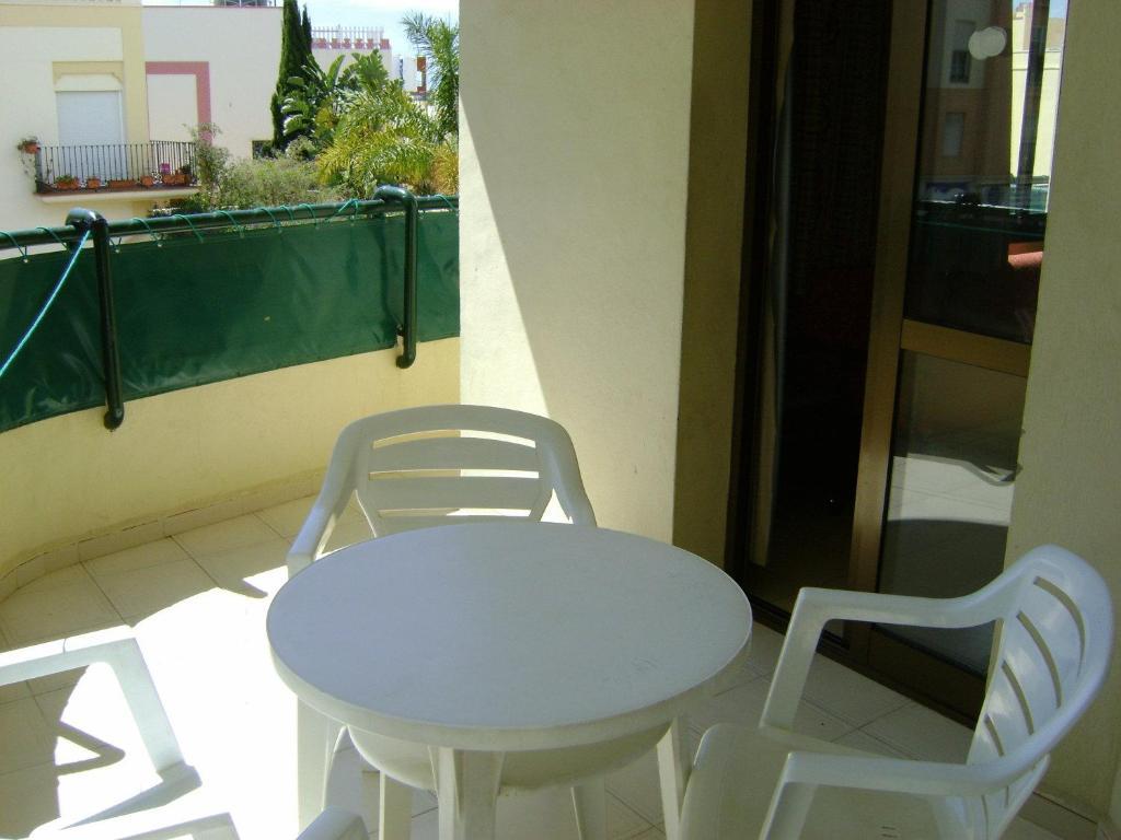 Apartamentos Mediterraneo Nerja Kültér fotó